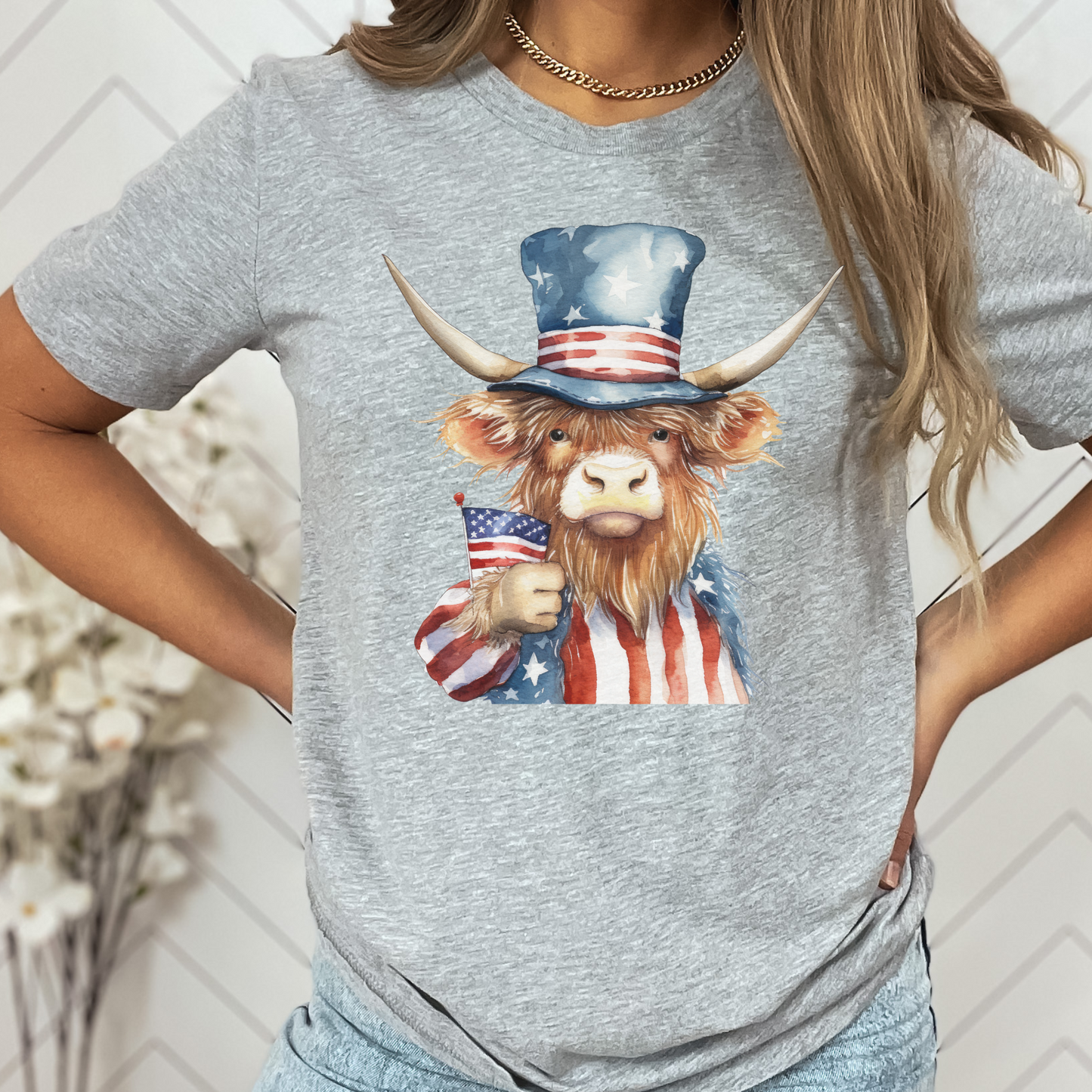 America Highland Cow 4th of July Highland Cow Shirt for Women Cute Cow Independence Day Shirt Patriotic Highland Cow Tshirt Cute Hairy Cow T-shirt