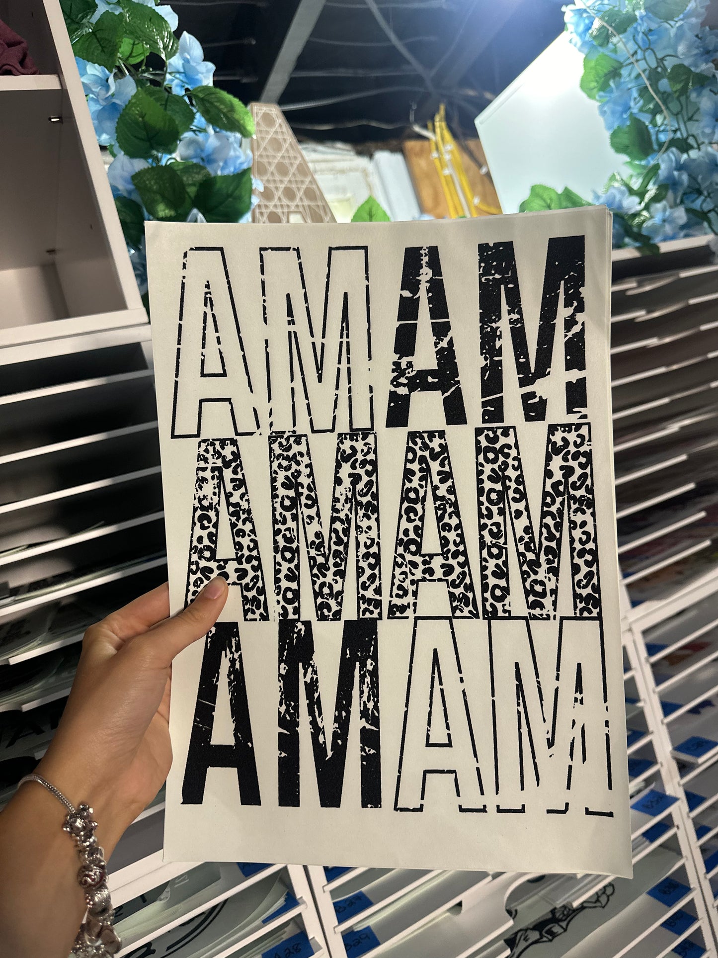 SINGLE COLOR SCREEN PRINT - MAMA MAMA MAMA - M 100
